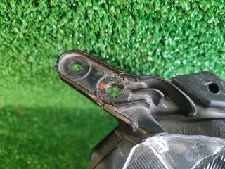 bontott SUZUKI S-CROSS Jobb Fényszóró