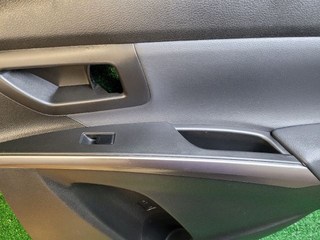 bontott SUZUKI S-CROSS Jobb hátsó Ajtó Kárpit