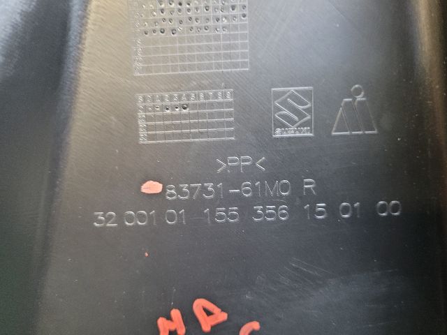 bontott SUZUKI S-CROSS Jobb hátsó Ajtó Kárpit