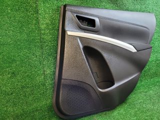 bontott SUZUKI S-CROSS Jobb hátsó Ajtó Kárpit