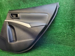 bontott SUZUKI S-CROSS Jobb hátsó Ajtó Kárpit