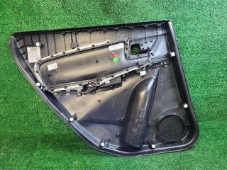 bontott SUZUKI S-CROSS Jobb hátsó Ajtó Kárpit