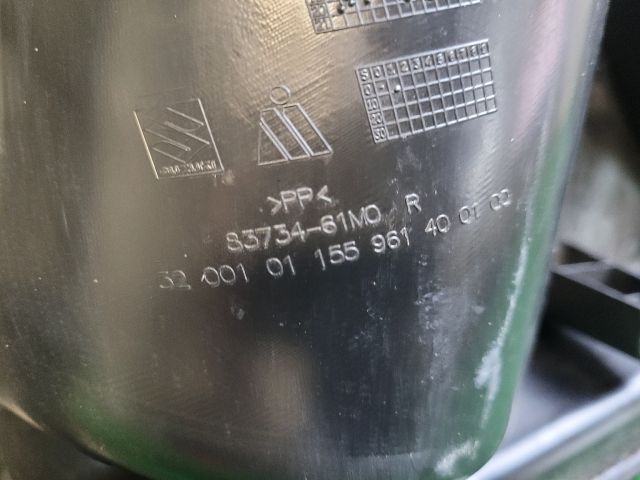 bontott SUZUKI S-CROSS Jobb hátsó Ajtó Kárpit