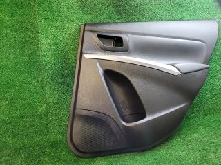 bontott SUZUKI S-CROSS Jobb hátsó Ajtó Kárpit