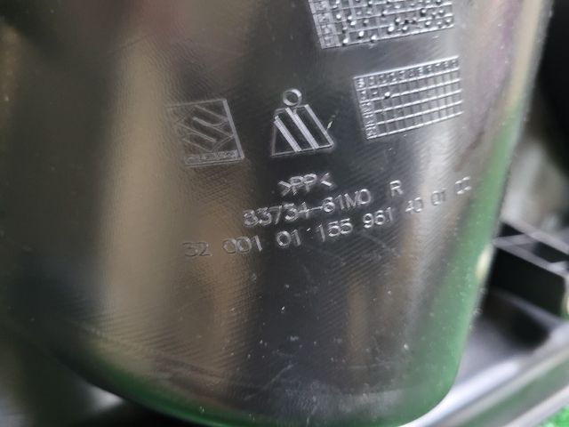 bontott SUZUKI S-CROSS Jobb hátsó Ajtó Kárpit