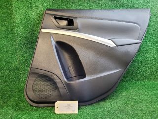 bontott SUZUKI S-CROSS Jobb hátsó Ajtó Kárpit