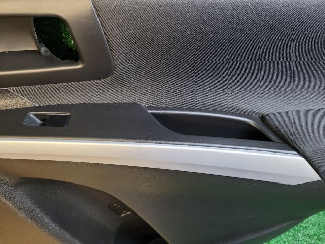 bontott SUZUKI S-CROSS Jobb hátsó Ajtó Kárpit