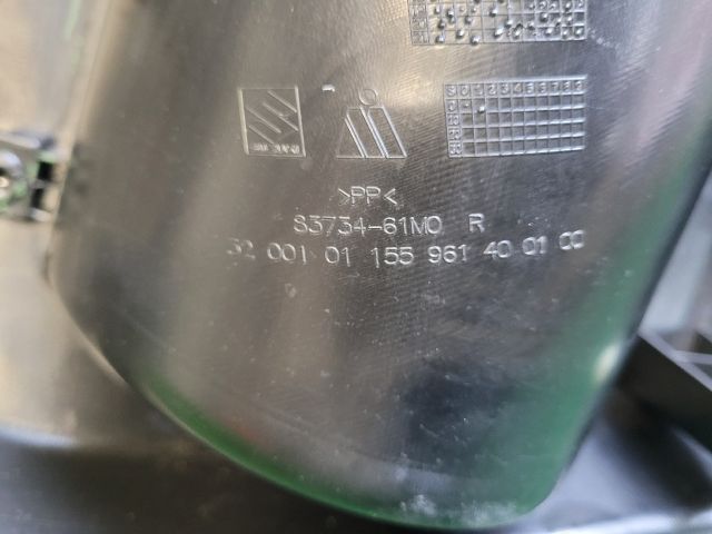 bontott SUZUKI S-CROSS Jobb hátsó Ajtó Kárpit