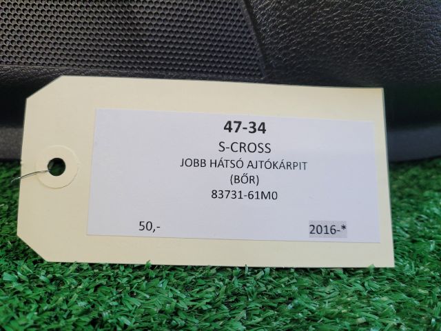 bontott SUZUKI S-CROSS Jobb hátsó Ajtó Kárpit