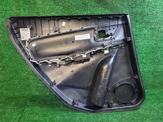 bontott SUZUKI S-CROSS Jobb hátsó Ajtó Kárpit