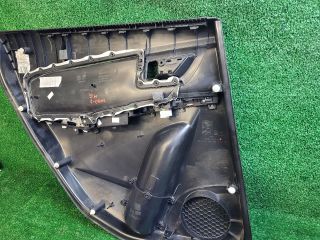 bontott SUZUKI S-CROSS Jobb hátsó Ajtó Kárpit