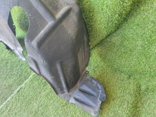 bontott SUZUKI S-CROSS Jobb hátsó Dobbetét (Kerékjárati, Műanyag)