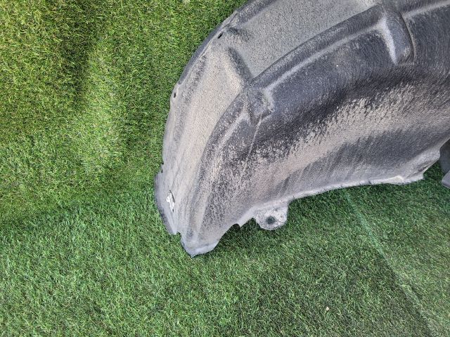 bontott SUZUKI S-CROSS Jobb hátsó Dobbetét (Kerékjárati, Műanyag)