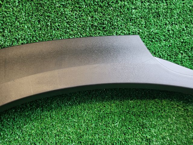 bontott SUZUKI S-CROSS Jobb hátsó Sárvédő Szélesítő