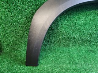 bontott SUZUKI S-CROSS Jobb hátsó Sárvédő Szélesítő