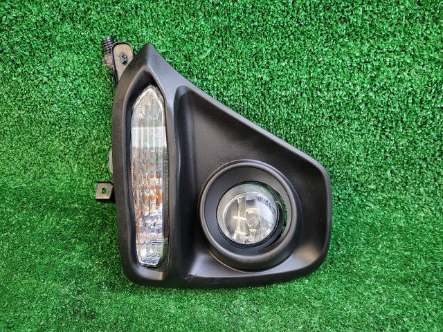 bontott SUZUKI S-CROSS Jobb Ködfényszóró