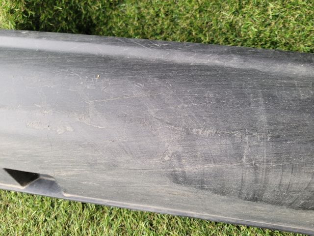 bontott SUZUKI S-CROSS Jobb Küszöb Légterelő