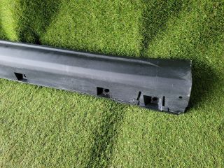 bontott SUZUKI S-CROSS Jobb Küszöb Légterelő