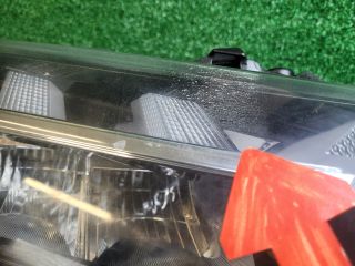 bontott SUZUKI S-CROSS Jobb Ledes Fényszóró