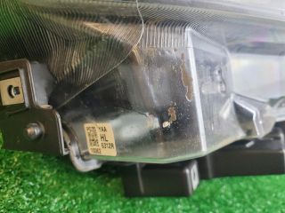 bontott SUZUKI S-CROSS Jobb Ledes Fényszóró