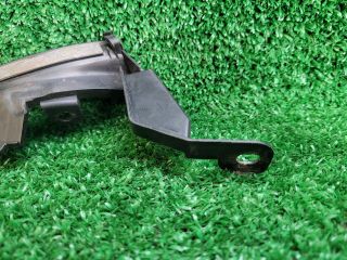 bontott SUZUKI S-CROSS Jobb Levélrács Záróvég