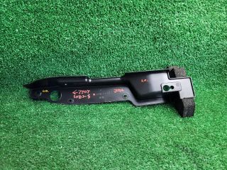 bontott SUZUKI S-CROSS Jobb Sárvédő Csavar Burkolat