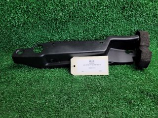 bontott SUZUKI S-CROSS Jobb Sárvédő Csavar Burkolat