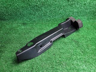 bontott SUZUKI S-CROSS Jobb Sárvédő Csavar Burkolat