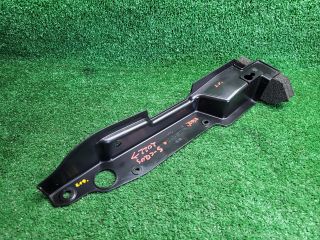 bontott SUZUKI S-CROSS Jobb Sárvédő Csavar Burkolat