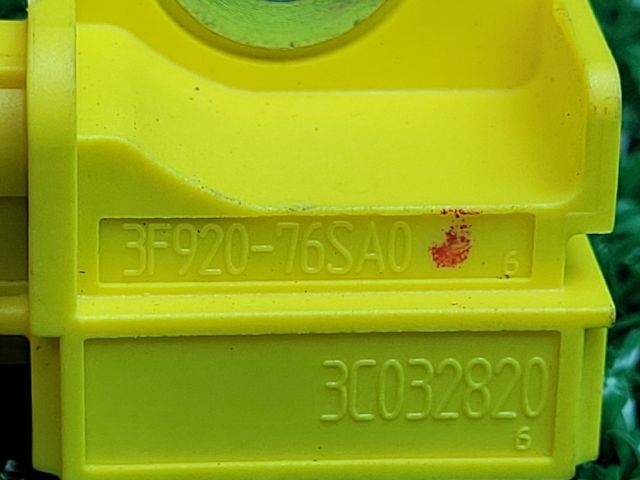 bontott SUZUKI S-CROSS Légzsák Indító Modul Oldallégzsák