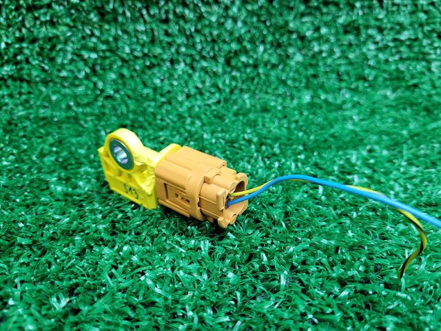 bontott SUZUKI S-CROSS Légzsák Indító Modul Oldallégzsák