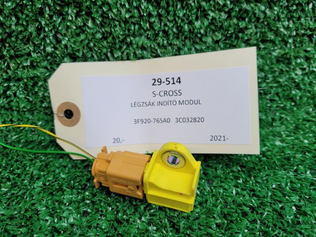 bontott SUZUKI S-CROSS Légzsák Indító Modul Oldallégzsák