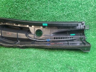 bontott SUZUKI S-CROSS Levélrács