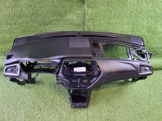 bontott SUZUKI S-CROSS Műszerfal Héj