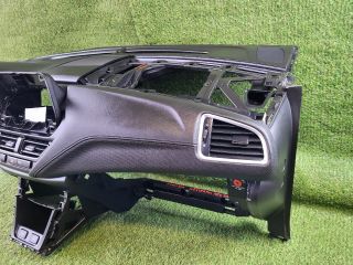 bontott SUZUKI S-CROSS Műszerfal Héj