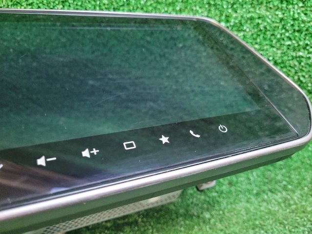 bontott SUZUKI S-CROSS Navigációs Fejegység