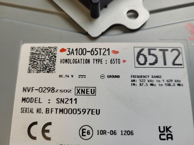 bontott SUZUKI S-CROSS Navigációs Fejegység