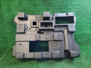 bontott SUZUKI S-CROSS Pótkerék Szerszámtartó