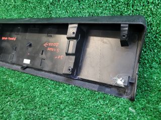 bontott SUZUKI S-CROSS Rendszámtábla Tartó