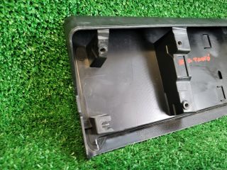 bontott SUZUKI S-CROSS Rendszámtábla Tartó