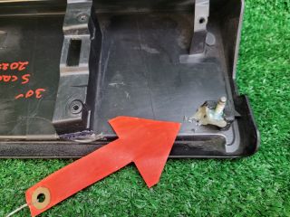 bontott SUZUKI S-CROSS Rendszámtábla Tartó