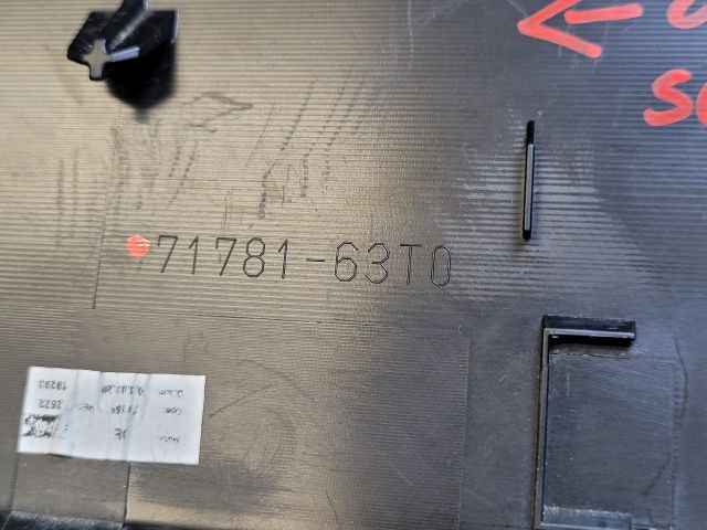 bontott SUZUKI S-CROSS Rendszámtábla Tartó