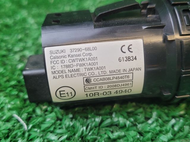 bontott SUZUKI S-CROSS Start / Stop Indító Gomb