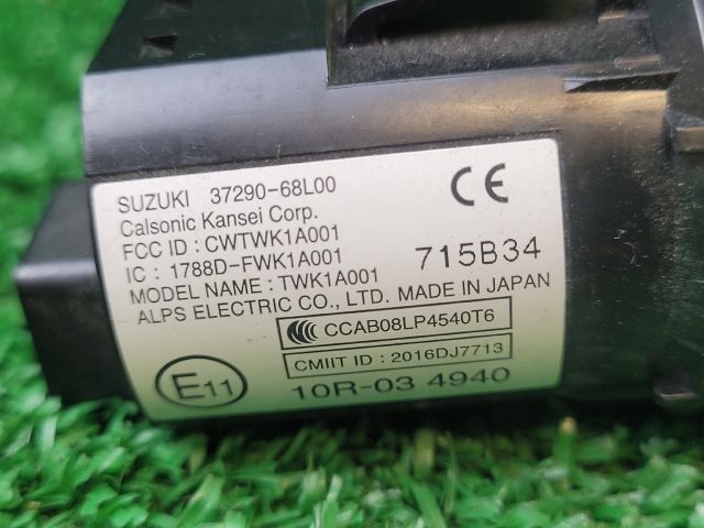 bontott SUZUKI S-CROSS Start / Stop Indító Gomb