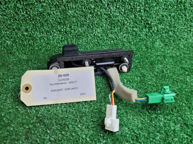 bontott SUZUKI S-CROSS Tolatókamera