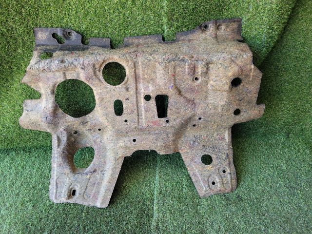 bontott SUZUKI S-CROSS Tűzfal Kárpit