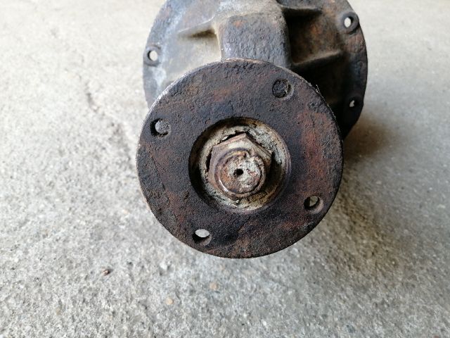 bontott SUZUKI SAMURAI Hátsó Differenciálmű