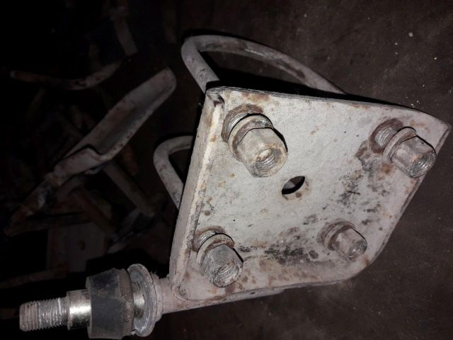 bontott SUZUKI SAMURAI Cuppántcsavar