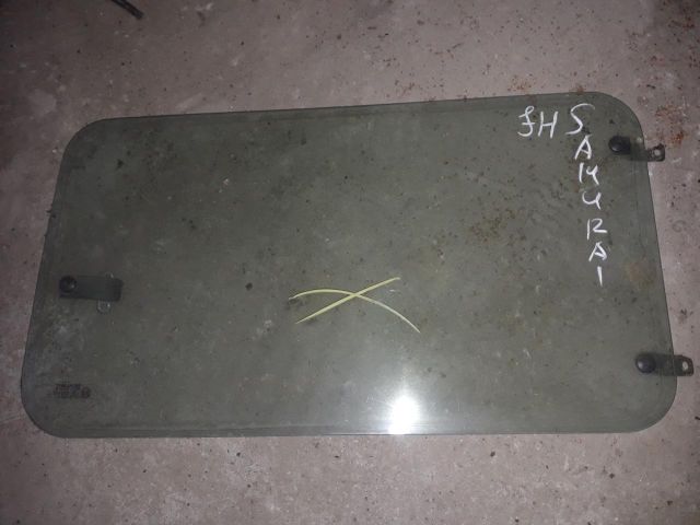 bontott SUZUKI SAMURAI Jobb hátsó Ablak