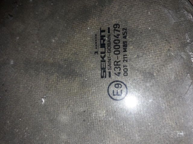 bontott SUZUKI SAMURAI Jobb hátsó Ablak